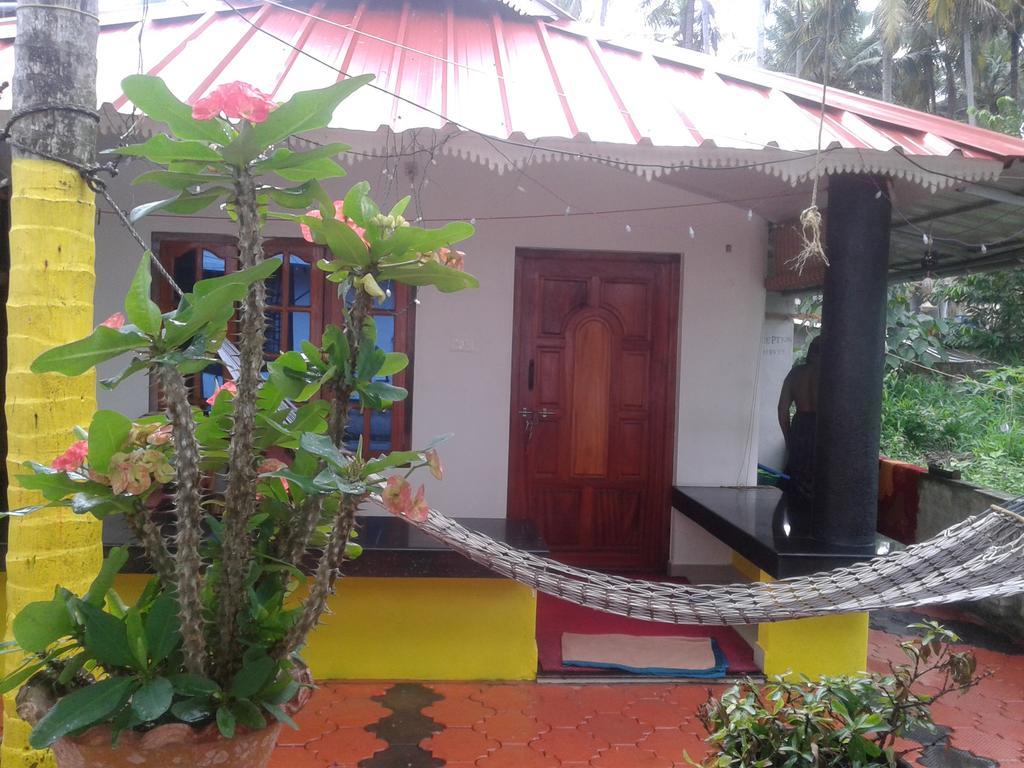 Karthik Villa Varkala Rum bild