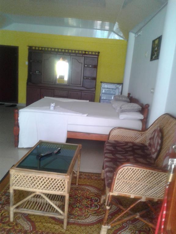 Karthik Villa Varkala Exteriör bild