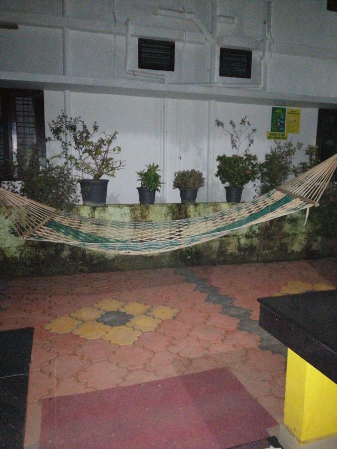 Karthik Villa Varkala Exteriör bild